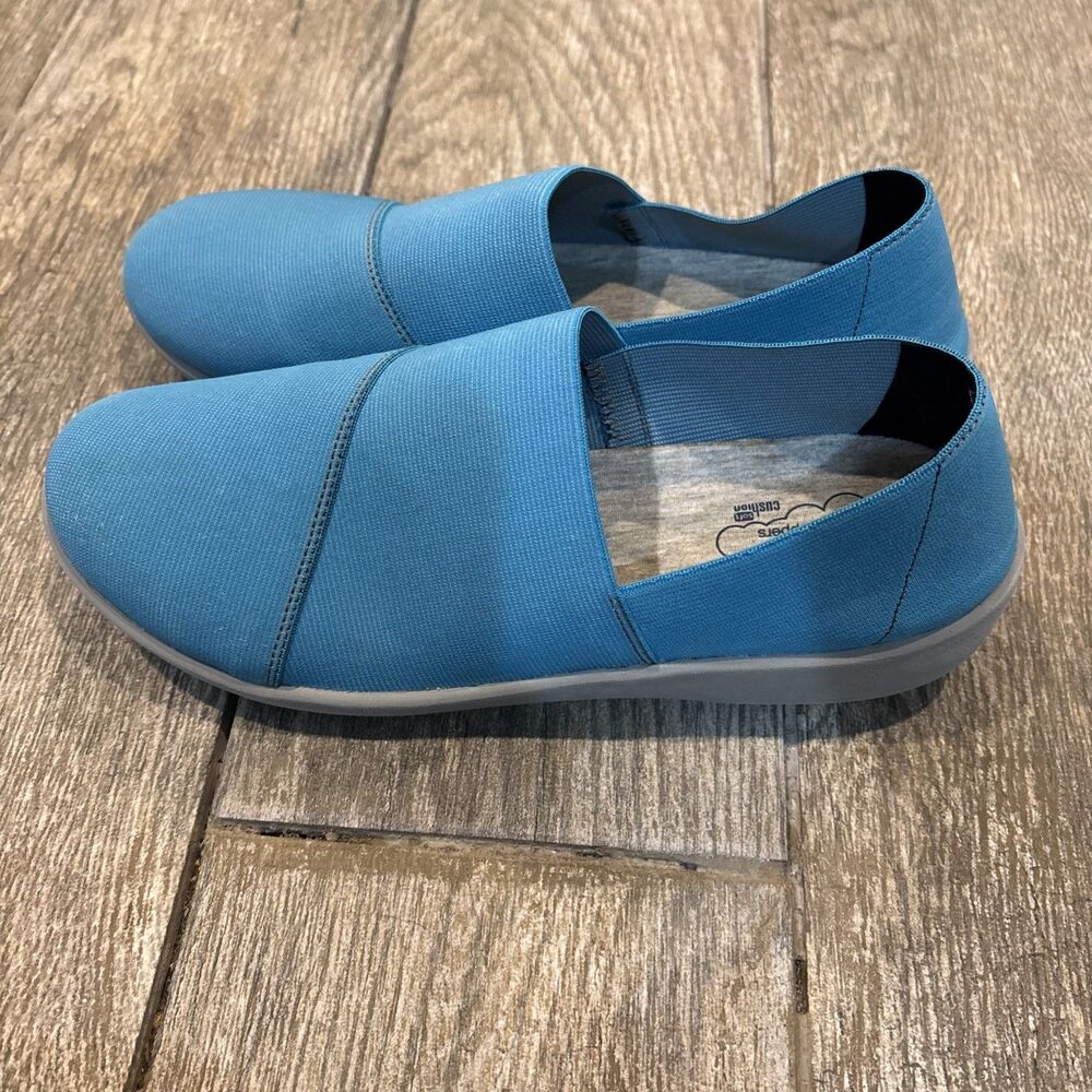 Clarks Cloudsteppers Women’s Size 8.5 Wide Turquoise Fabric Upper
